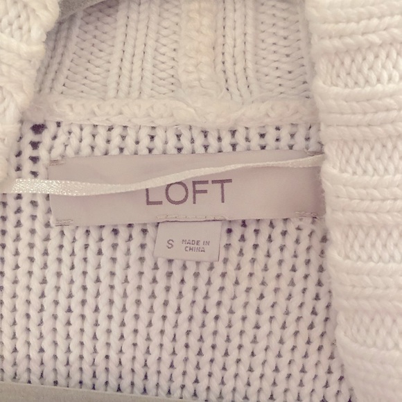 White cotton Loft cardigan like new - Picture 2 of 4